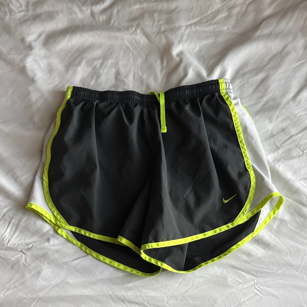 Nike Girl’s L Black and Neon Yellow Athletic Shorts